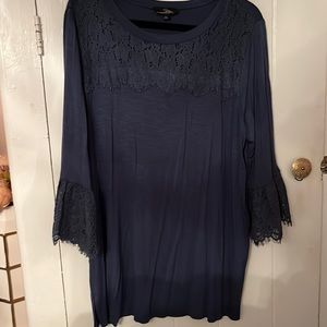 Suzanne Betro LS Blue Lace Embellished Tunic EUC L